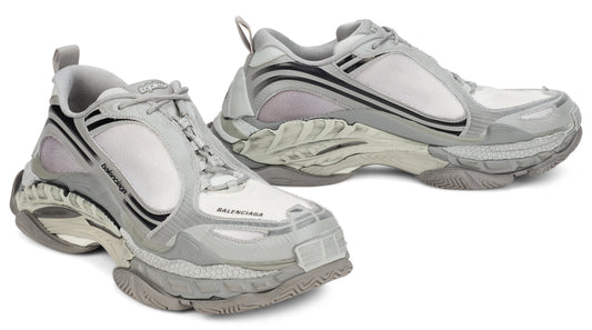 Sneakers with sturdy sole SHOES