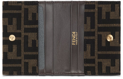 Card holder in jacquard RTW
