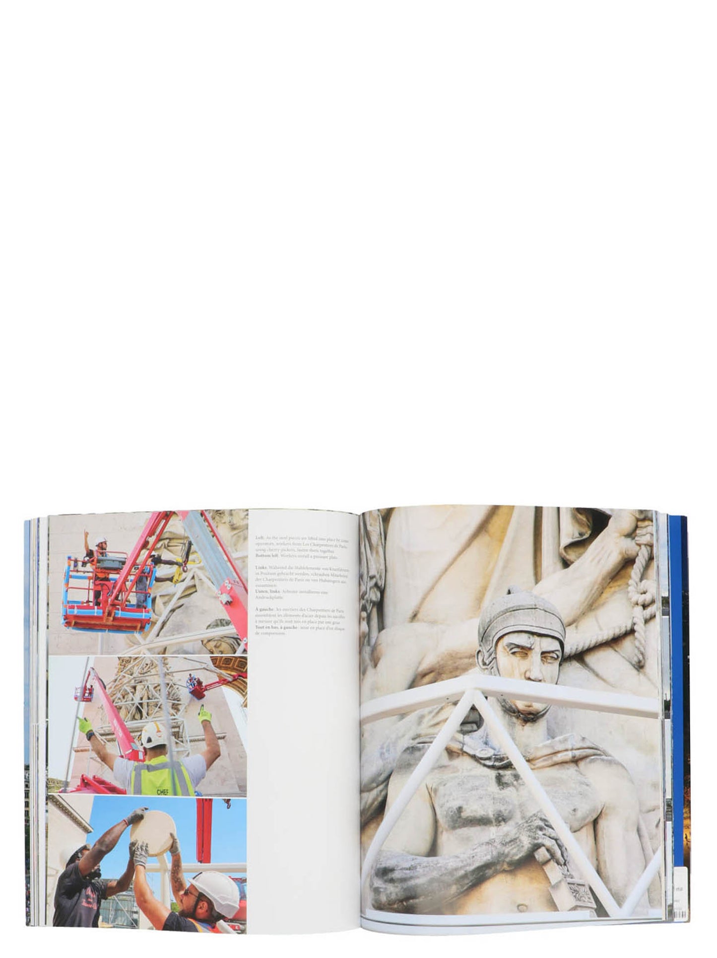 L'Arc de Triomphe, Wrapped Paris,1961-2021 book Books