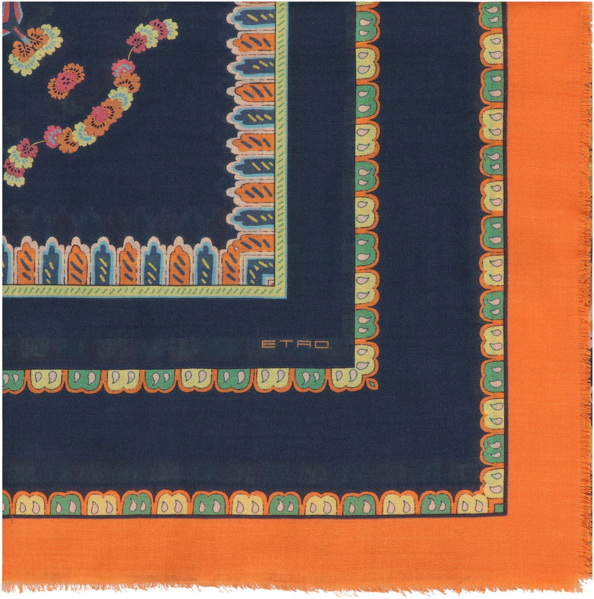 Shawl in cashmere blend RTW