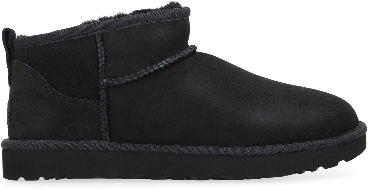 Classic Ultra Mini Boots SHOES