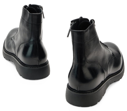 Leather boots SHOES