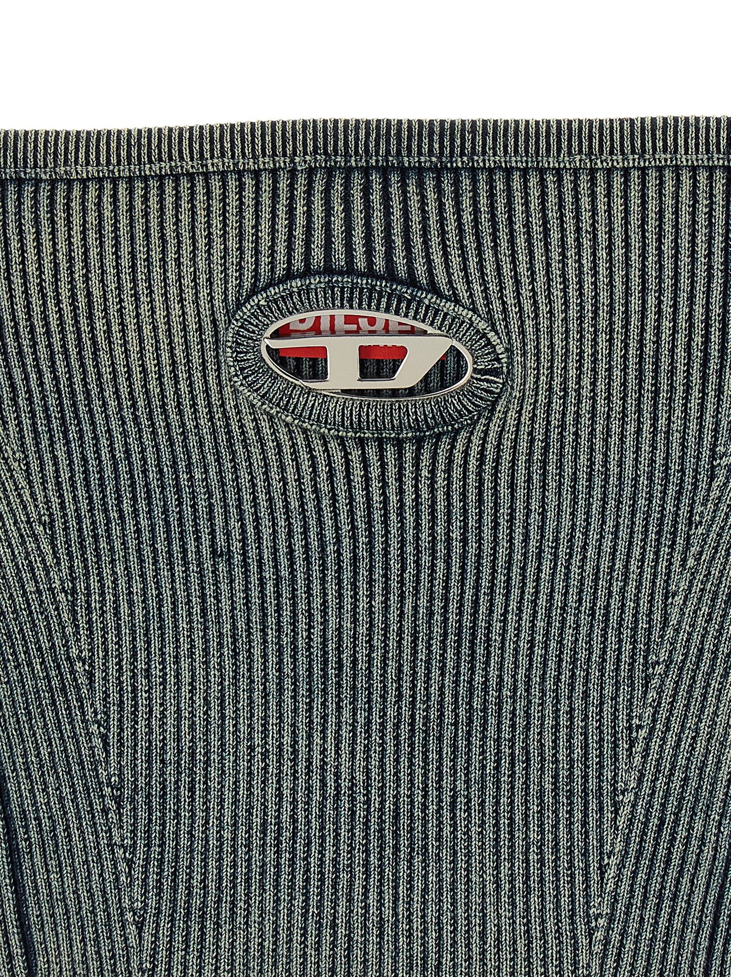 'Clarksvillex' top Tops