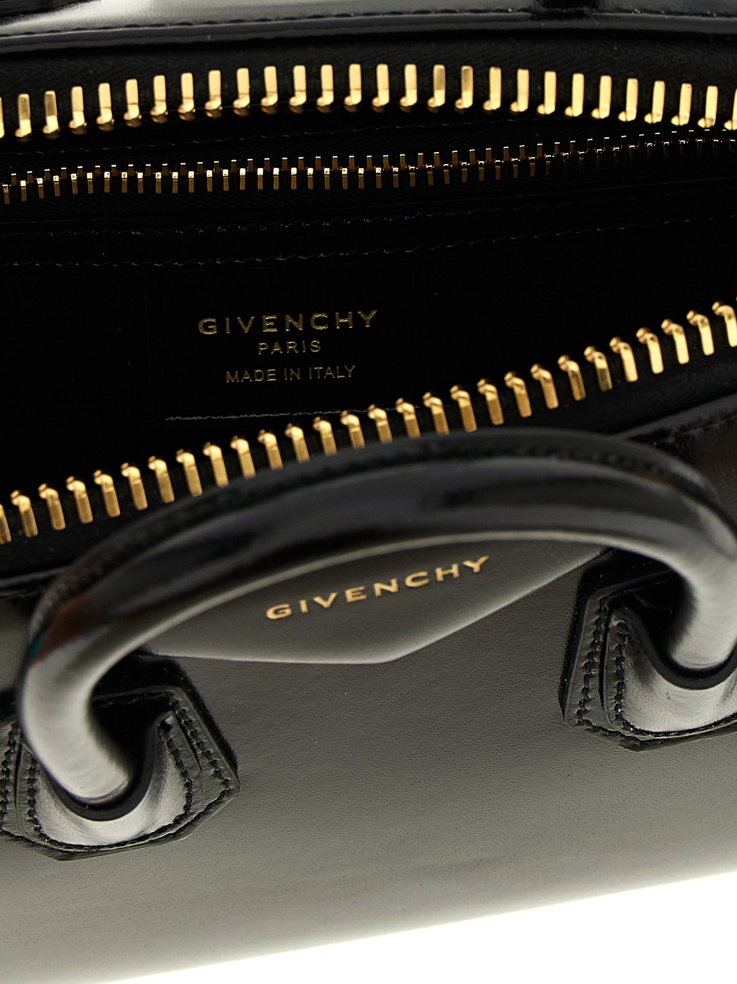 'Antigona' mini handbag  Hand bags
