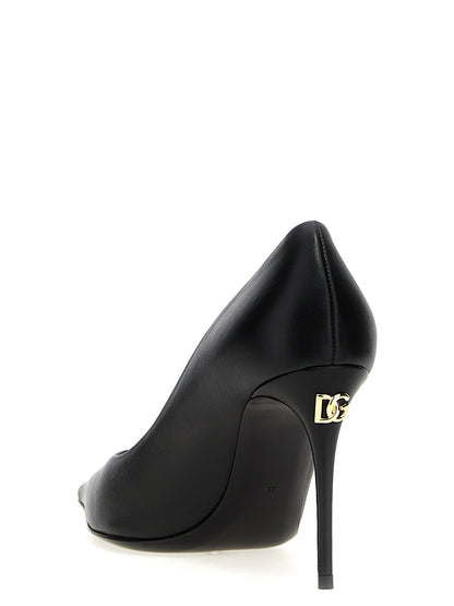 'Mun' pumps Pumps