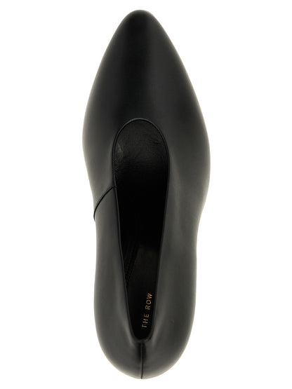 'Prudens' pumps Pumps