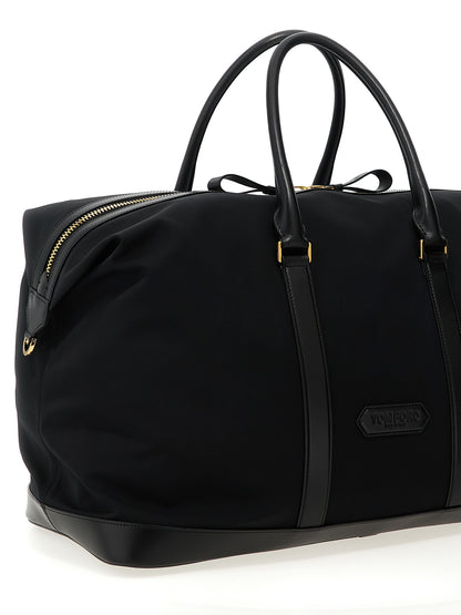 Leather details travel bag Lifestyle