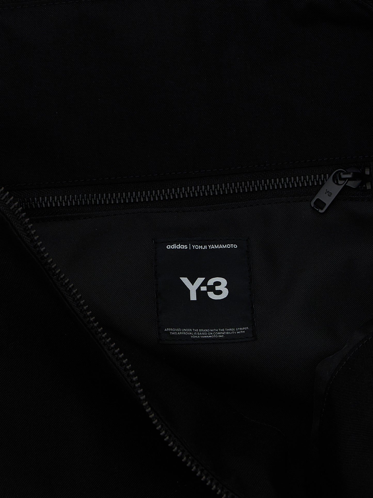 'Y-3 X Body Large' duffel bag Lifestyle