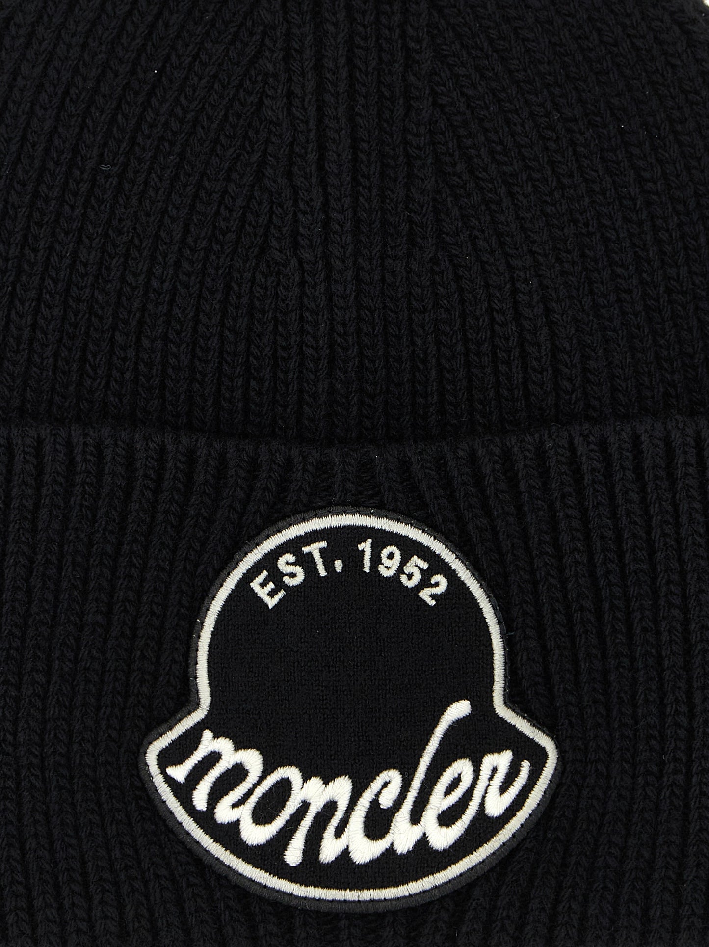 Logo patch beanie Hats