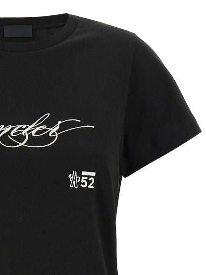 Embroidery t-shirt T-shirt