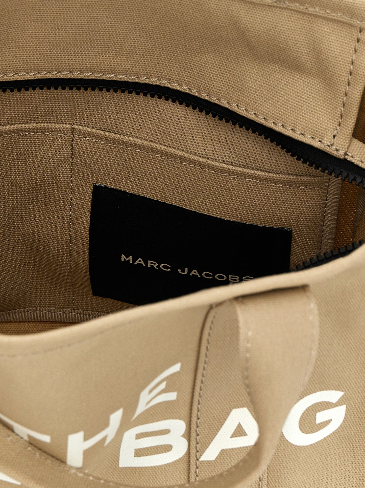 Shopping 'The Canvas Medium Tote' Tote bag