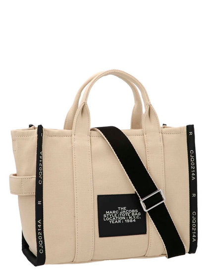 Shopping 'The Jacquard Medium Tote' Tote bag