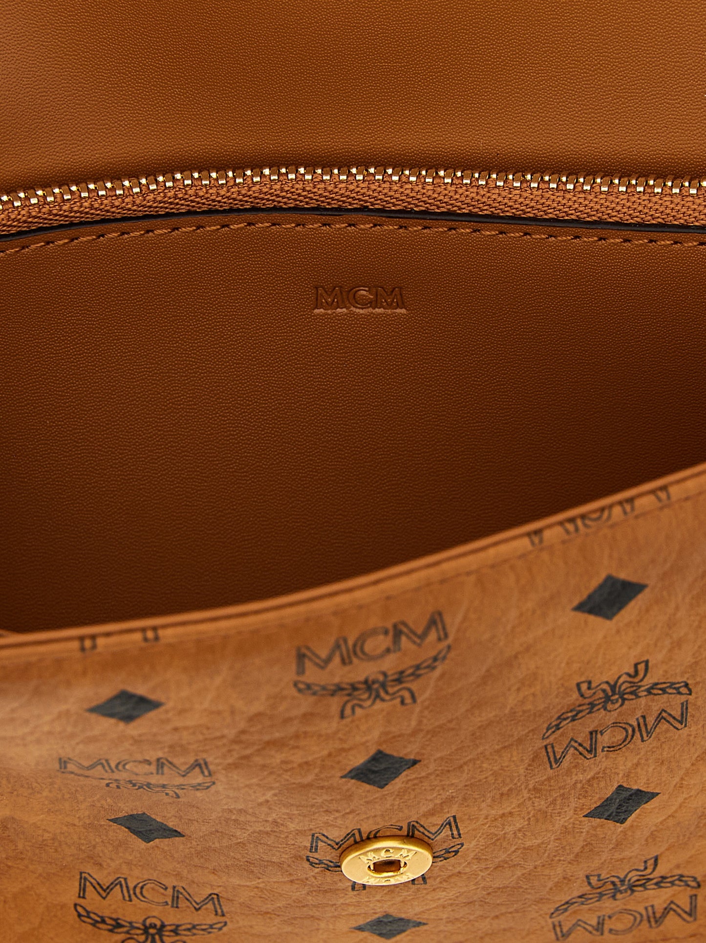 'Aren' wallet on chain Wallets, card holders