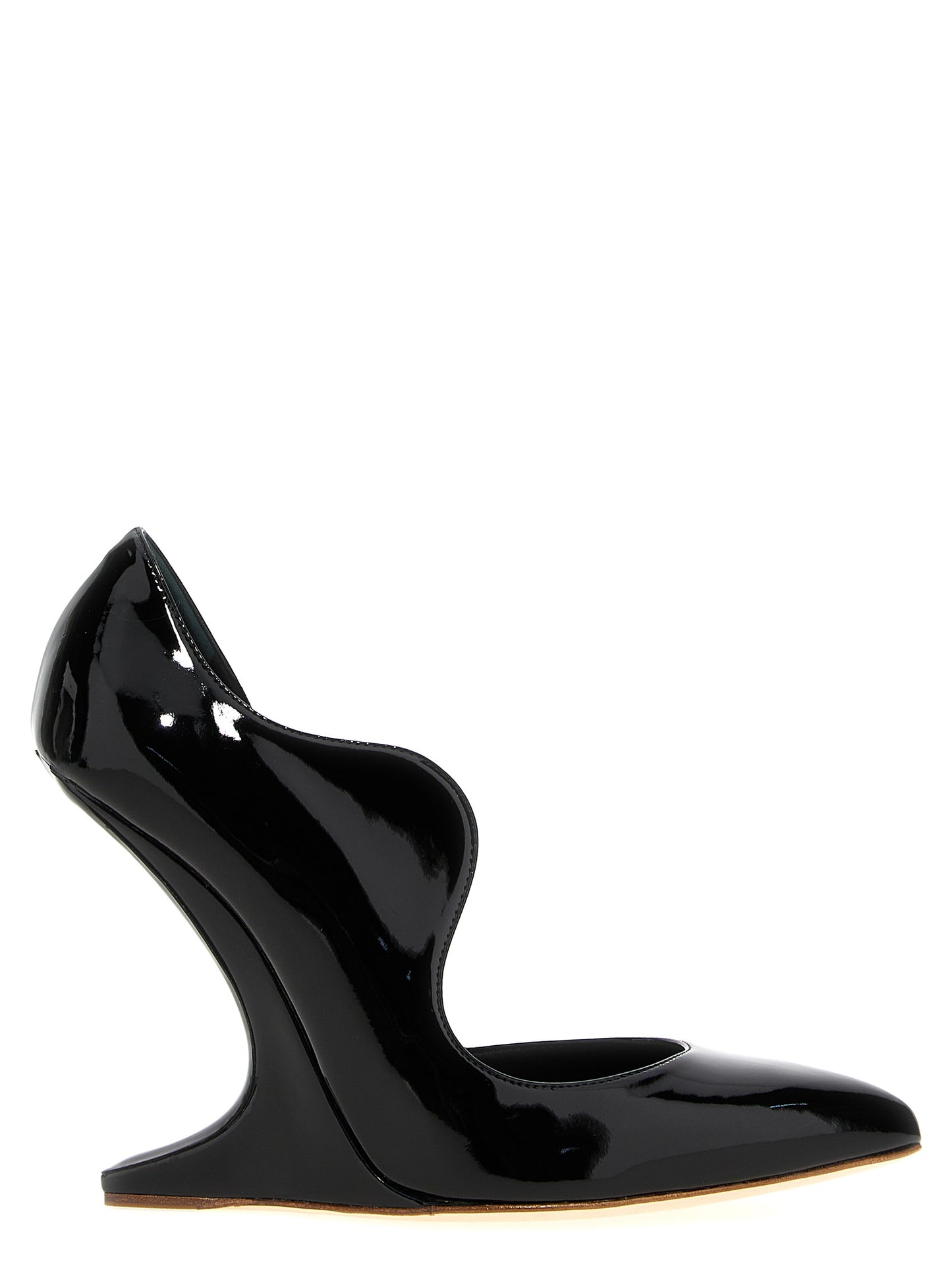 'Blastic' pumps Pumps