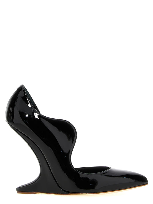 'Blastic' pumps Pumps