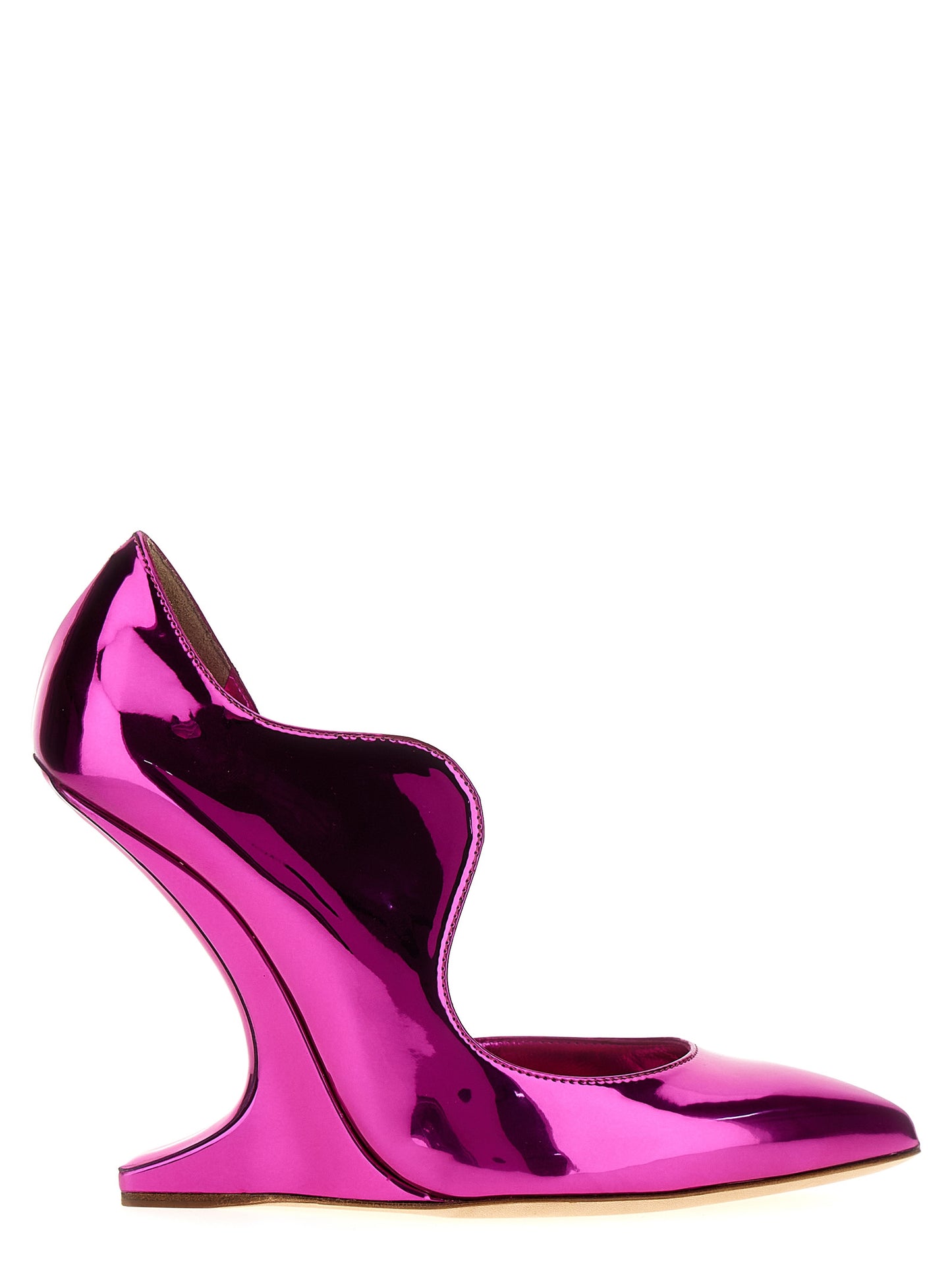 'Blastic' pumps Pumps
