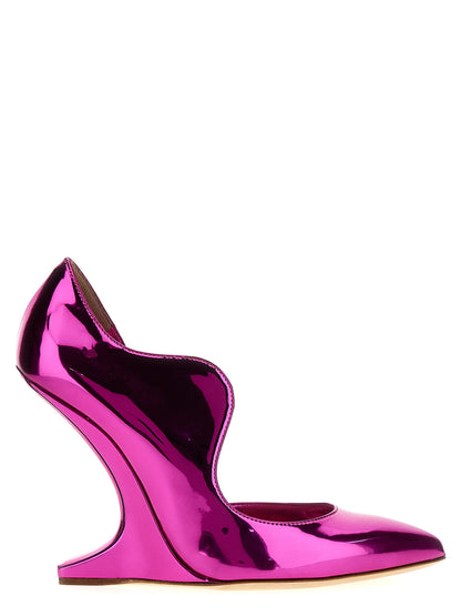 'Blastic' pumps Pumps