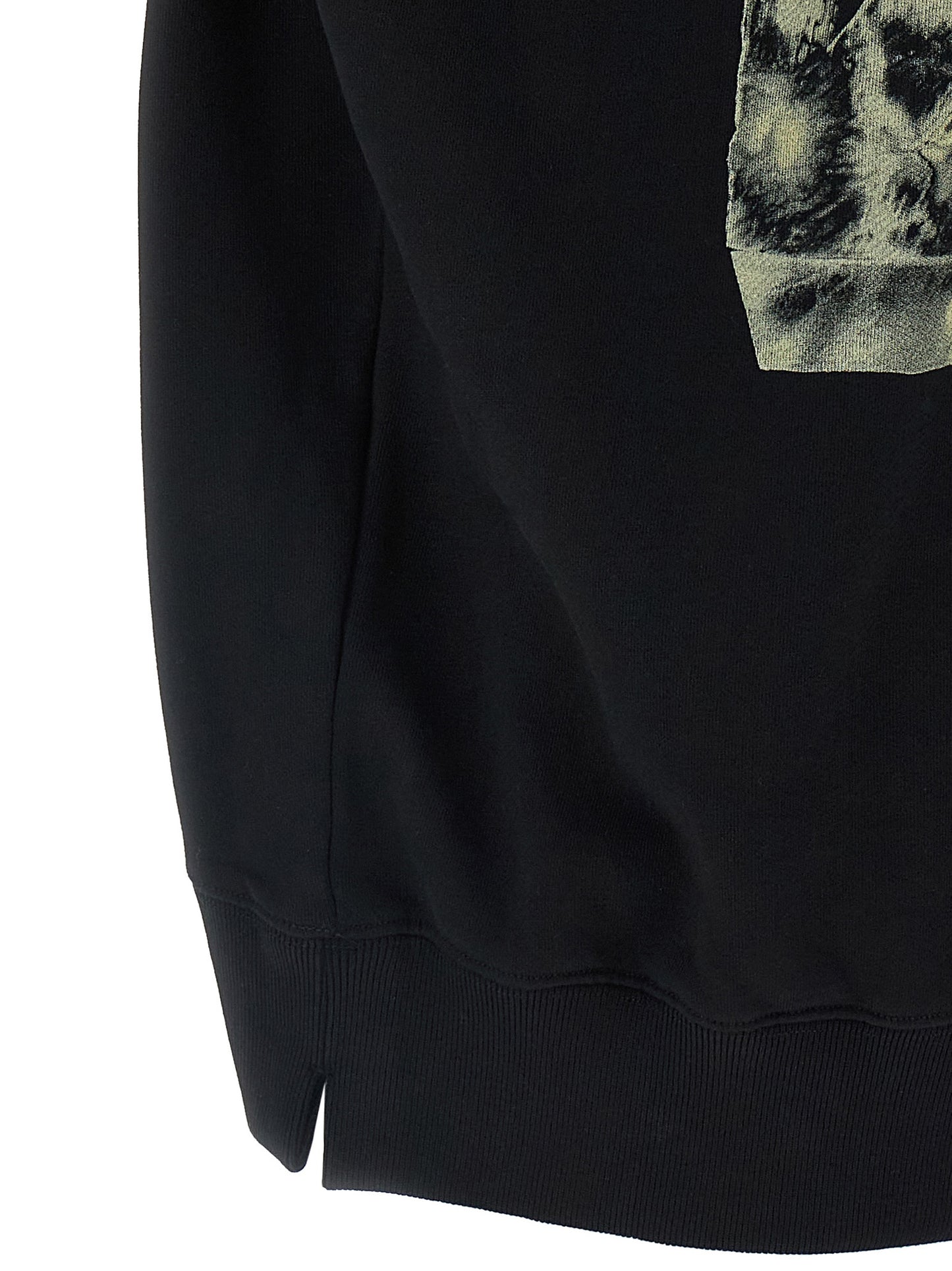 'Cloudy Arrow Skate' hoodie Sweatshirt