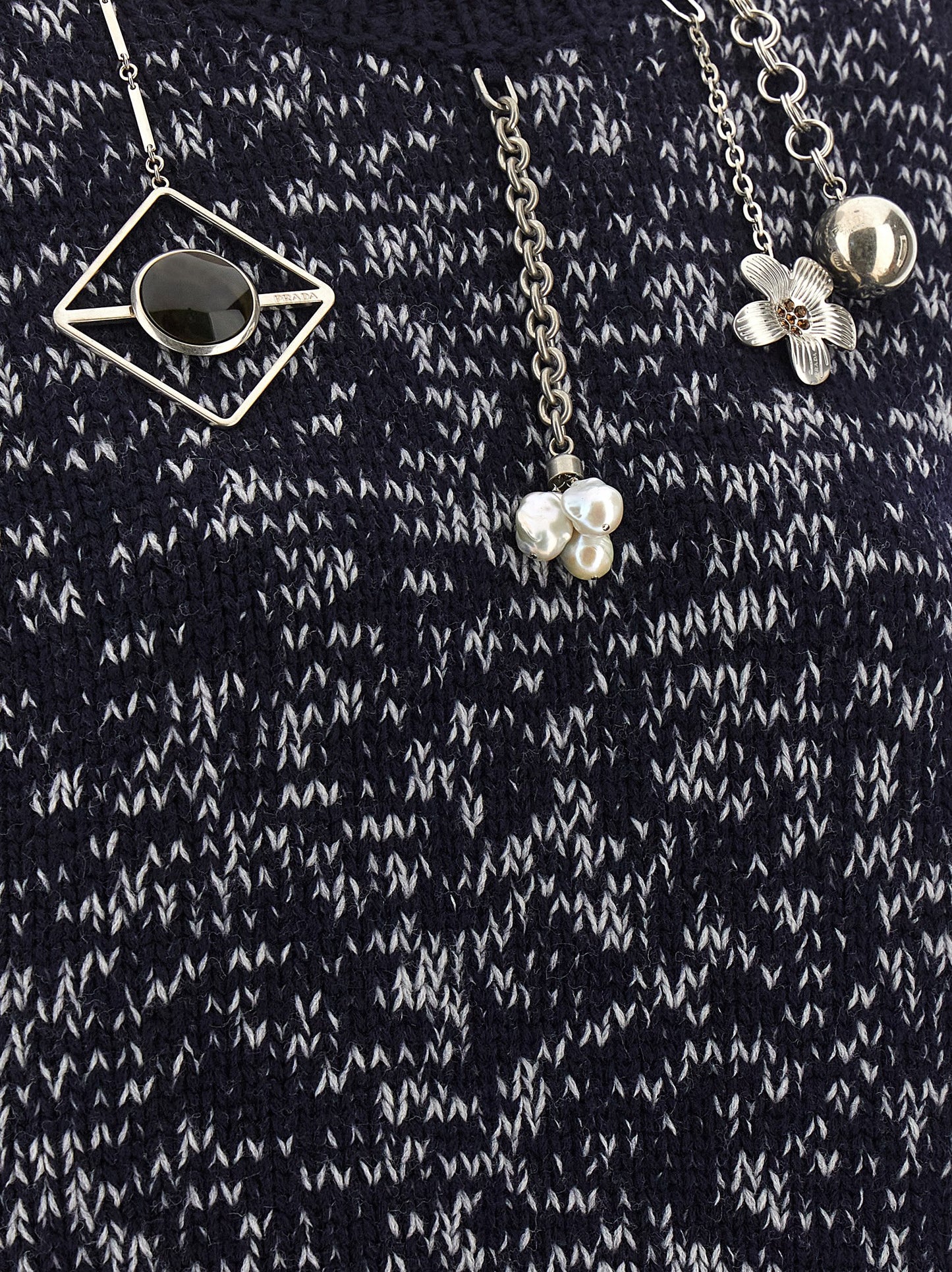 Pendant sweater Sweater, cardigans