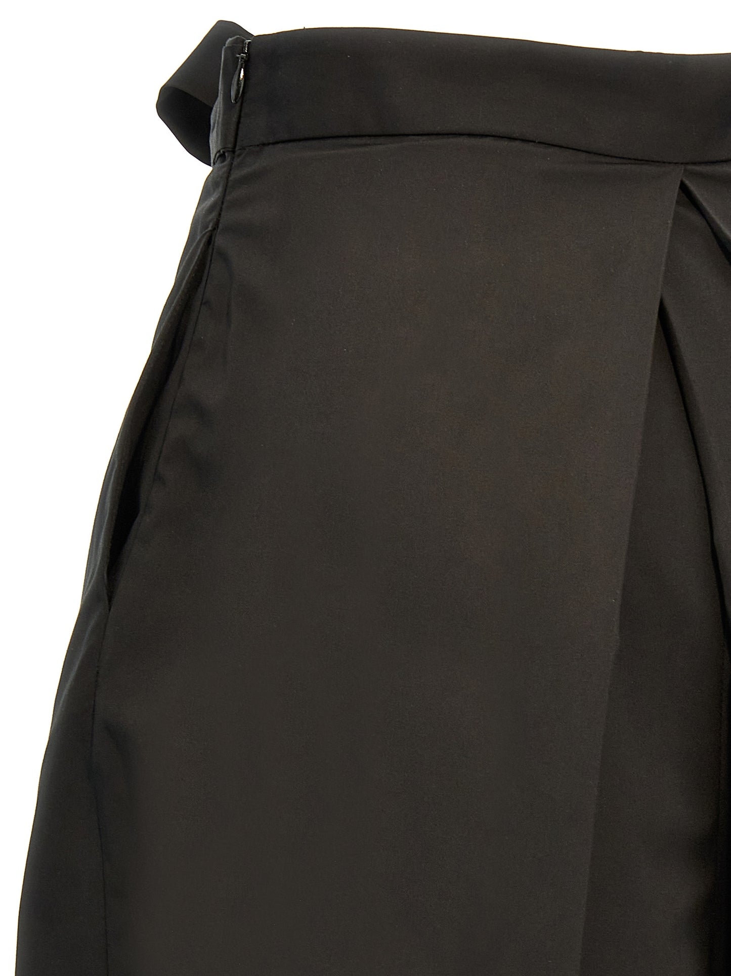 Wide range of trousers Pants