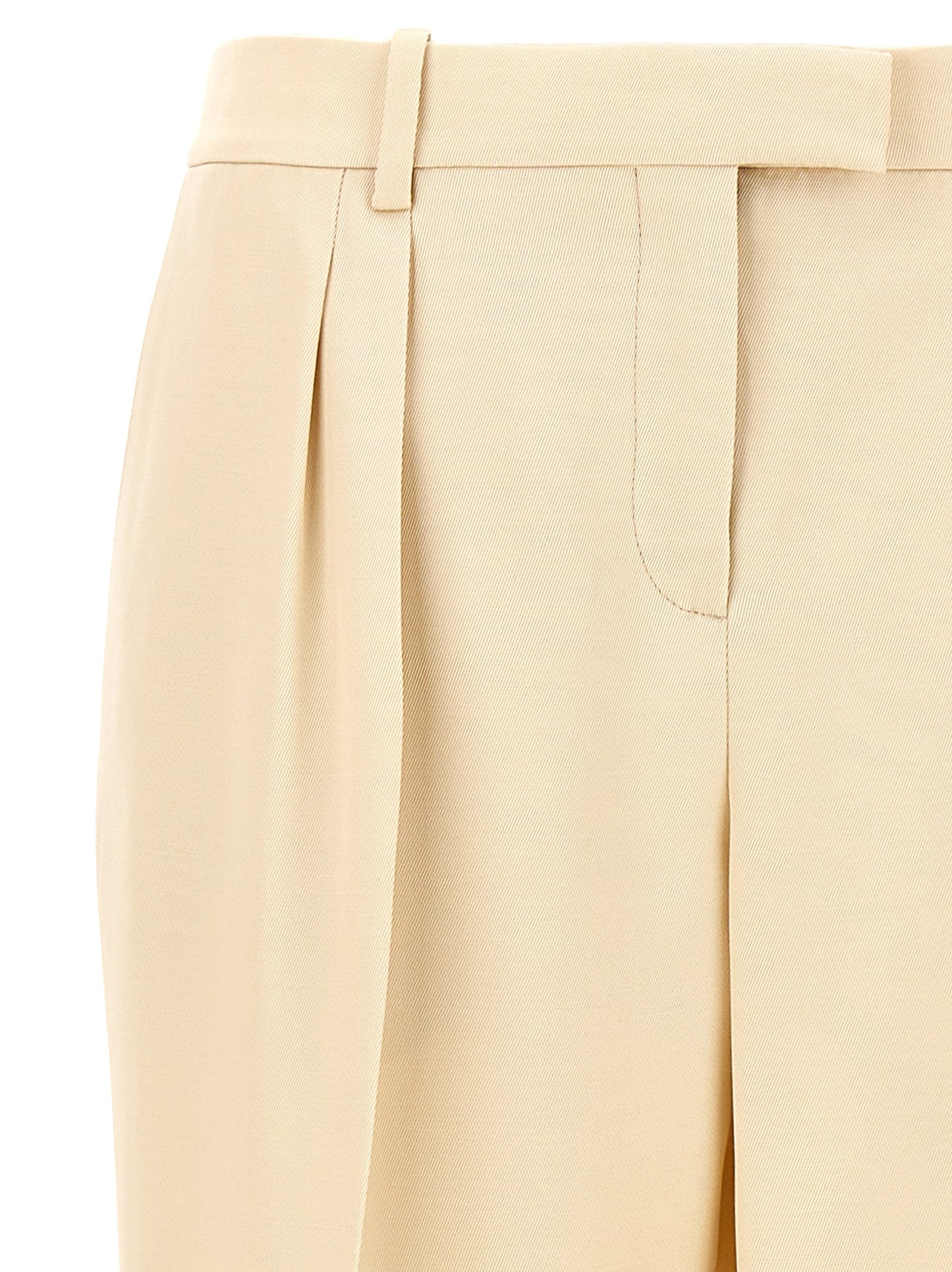 Pants with front pleats Pants