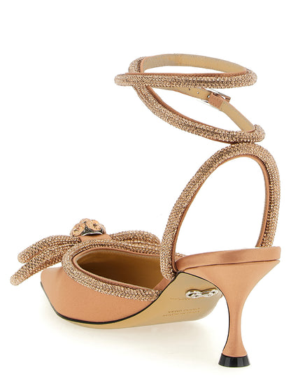 'Double Bow' pumps Pumps