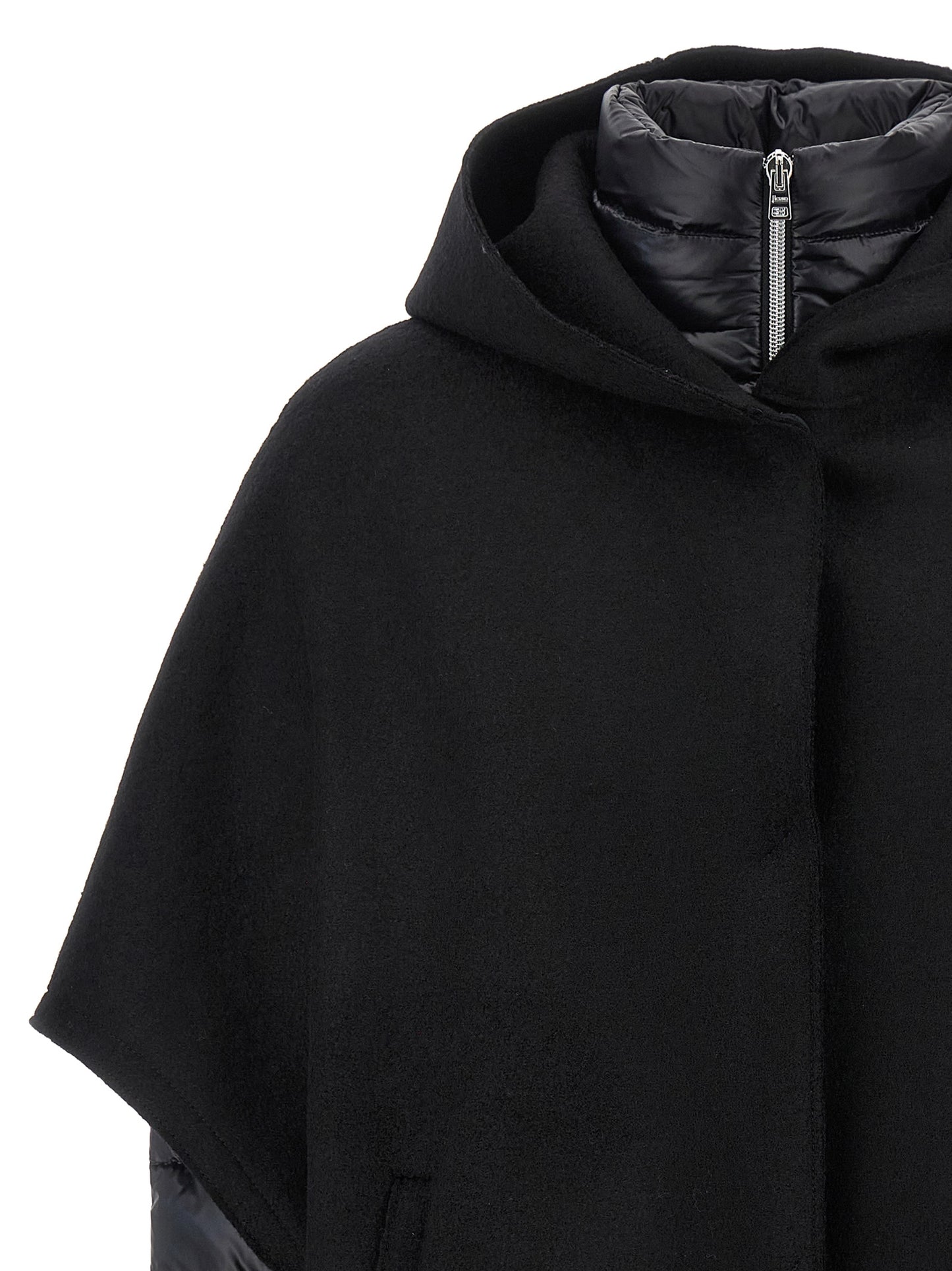 2-in-1 'Resort' cape Capes
