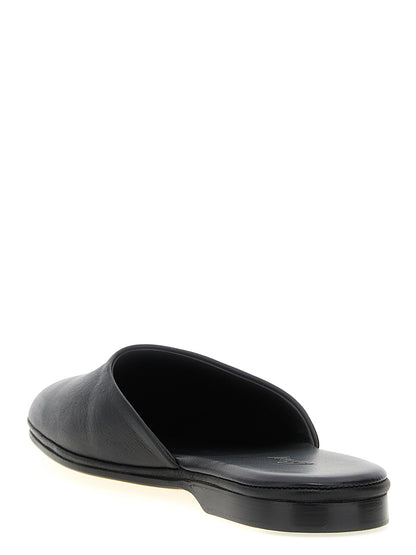 Leather sabots Flat shoes
