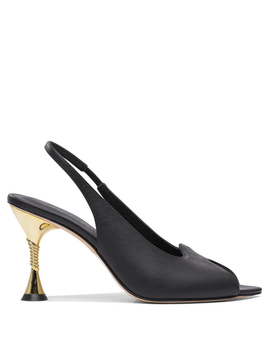 Heeled shoes Heeled shoes