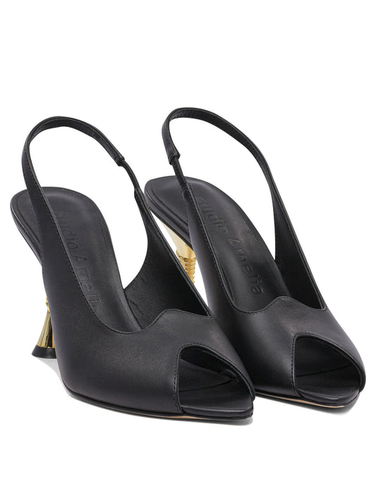 Heeled shoes Heeled shoes