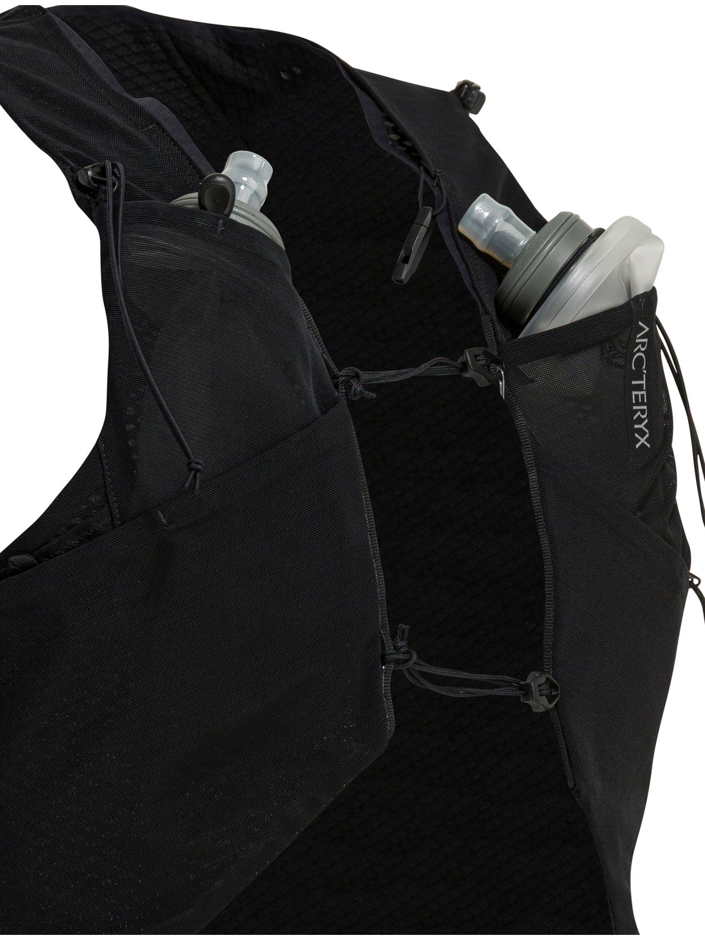 "Norvan 7" sports backpack Backpacks