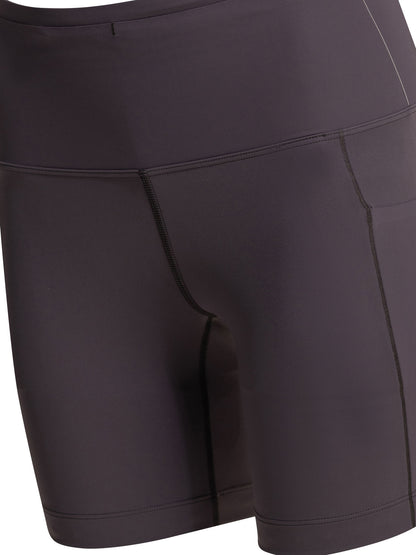"Essent High Rise" utility shorts Shorts