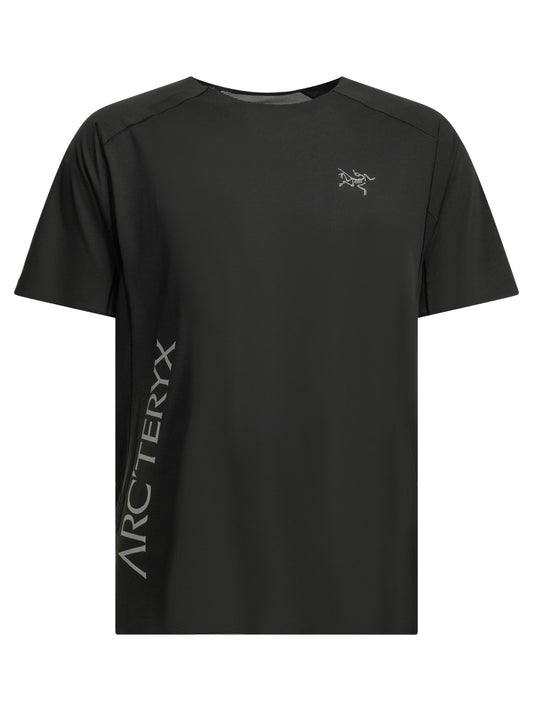 "Norvan" round neck T-shirt T-shirts