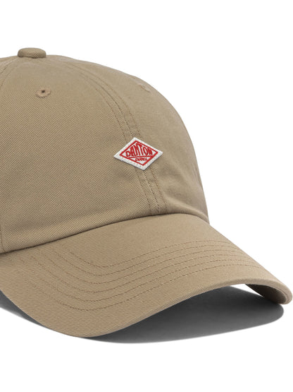 Baseball cap with logo Hats