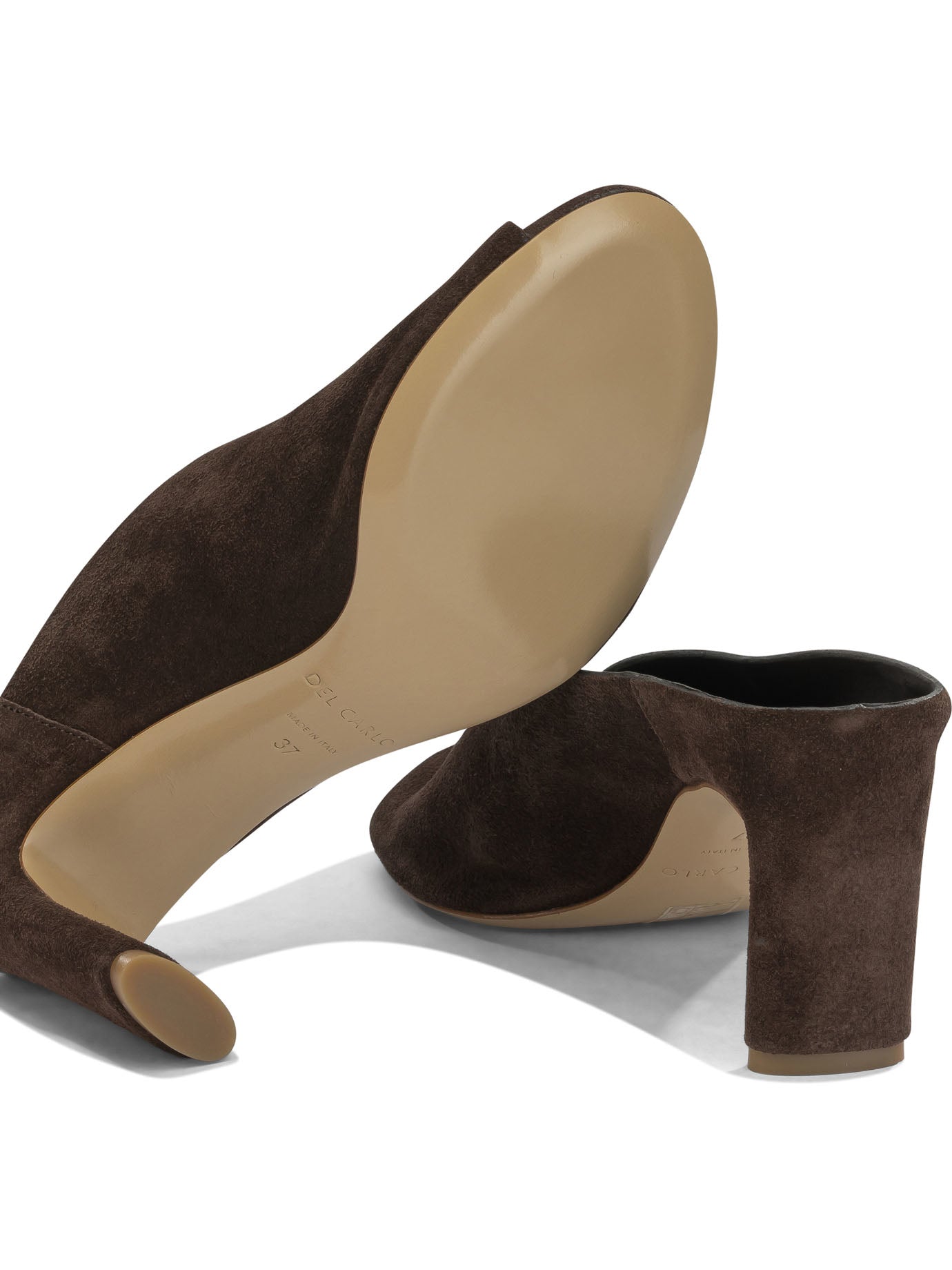 Heeled shoes Heeled shoes