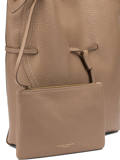 Shoulder bags Shoulder bags