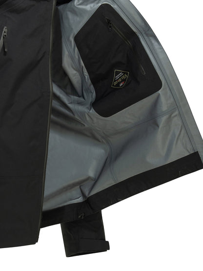 "GORE-TEX 3L" raincoat Jackets and Coats