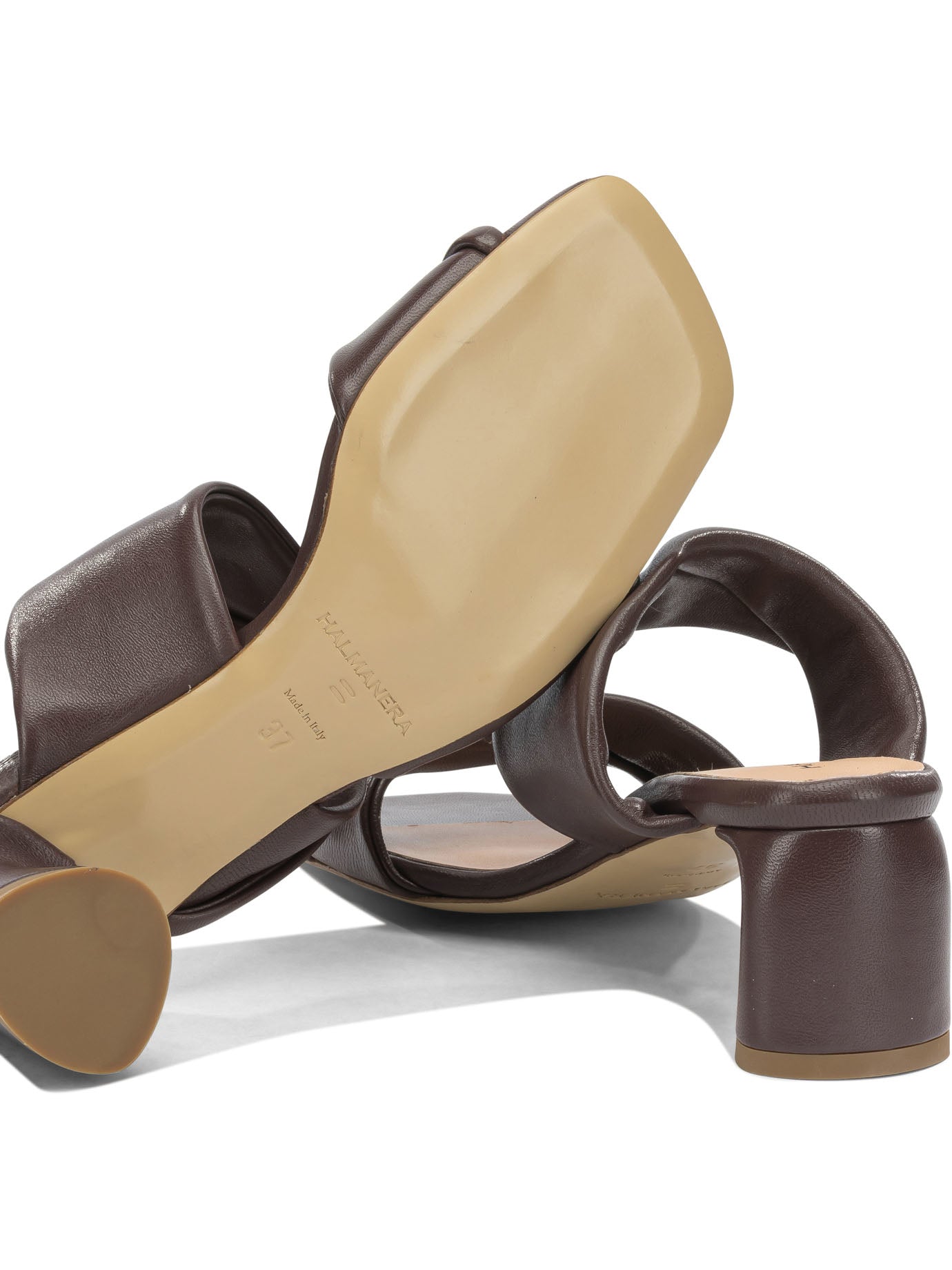 Heeled shoes Heeled shoes