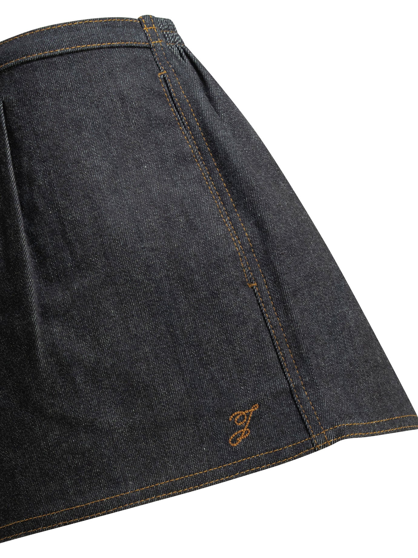 "Amelo de-Nîmes" Shorts Shorts