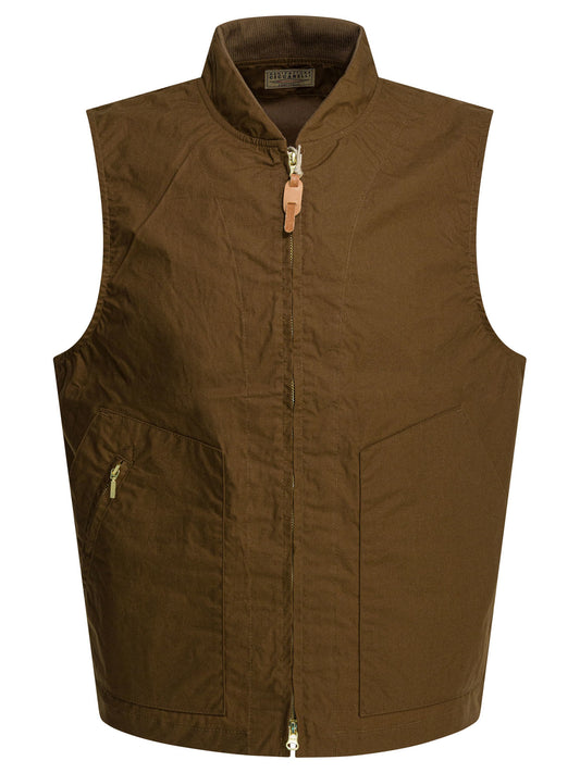 "New Travel" sleeveless jacket Jackets and Coats