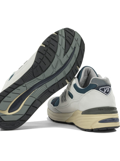 "Made in UK 991v2" Low-top sneakers Sneakers & Slip-On
