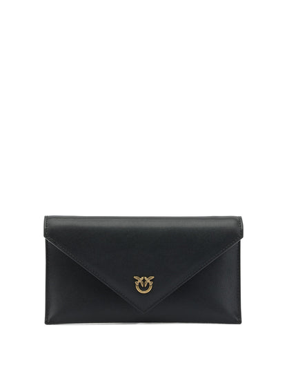 Clutches Clutches