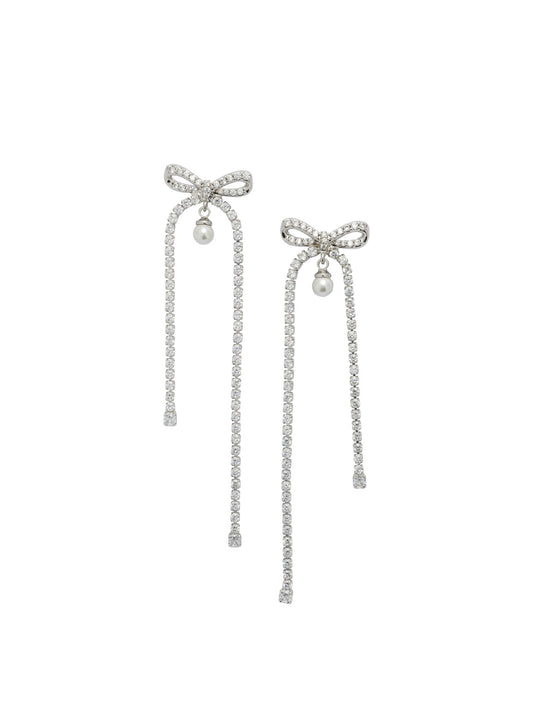Dangling earrings with crystals and pearls Jewels