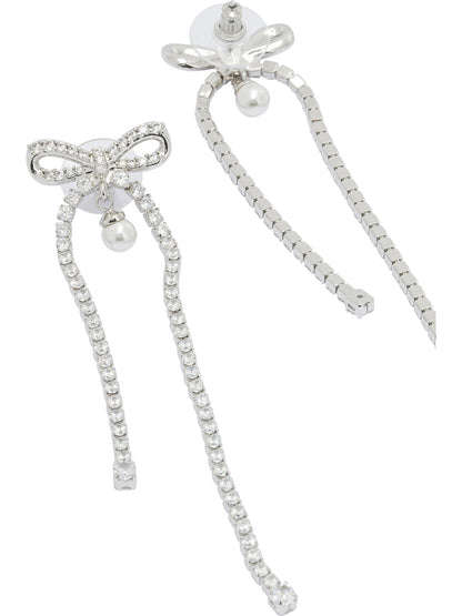 Dangling earrings with crystals and pearls Jewels