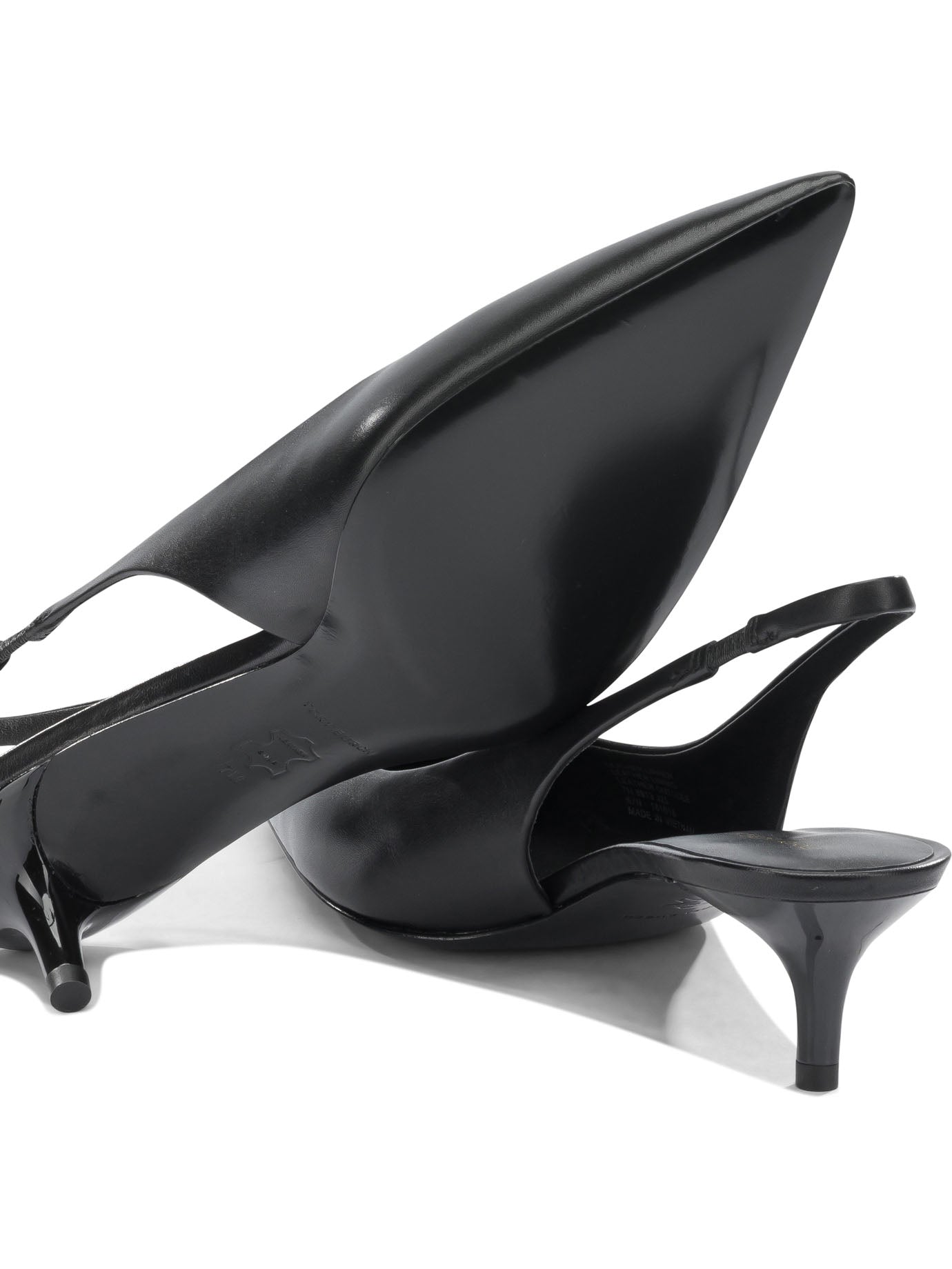 Heeled shoes Heeled shoes