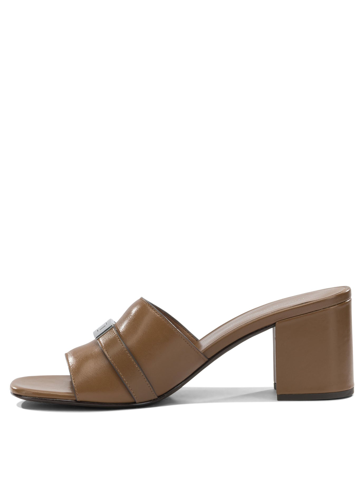 Heeled shoes Heeled shoes