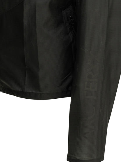 "Norvan Windshell" windbreaker jacket Jackets and Coats