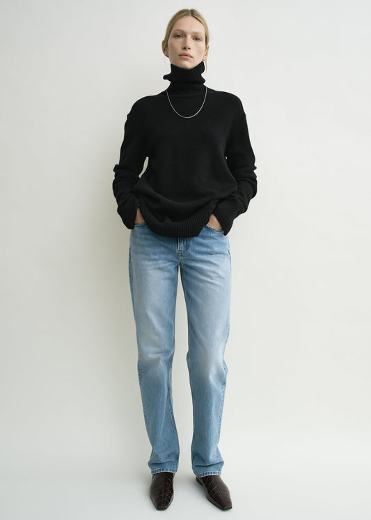 Totême Turtleneck Sweater in Cashmere