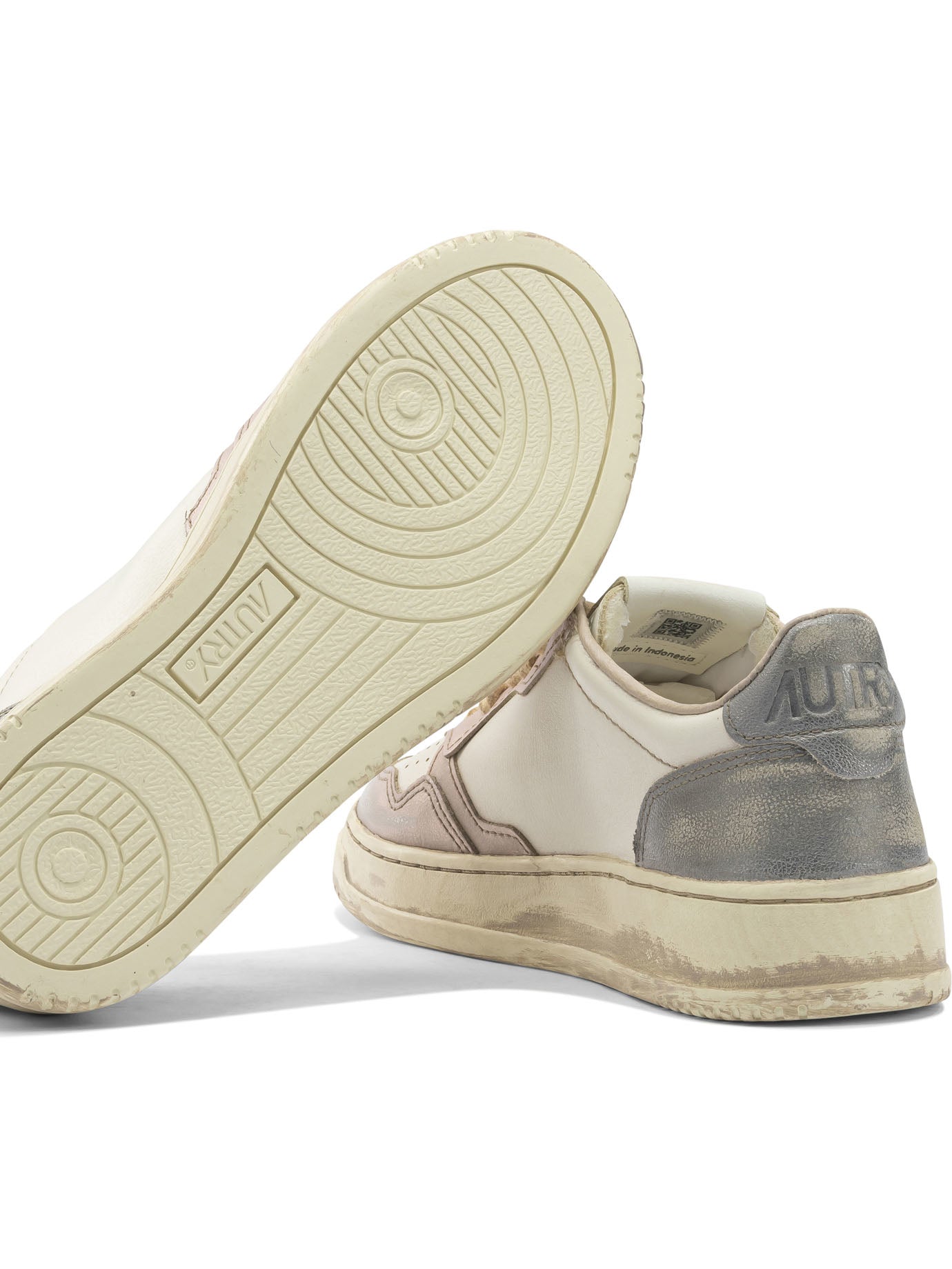 "Medalist Low Super Vintage" Low Top Sneakers Sneakers & Slip-On