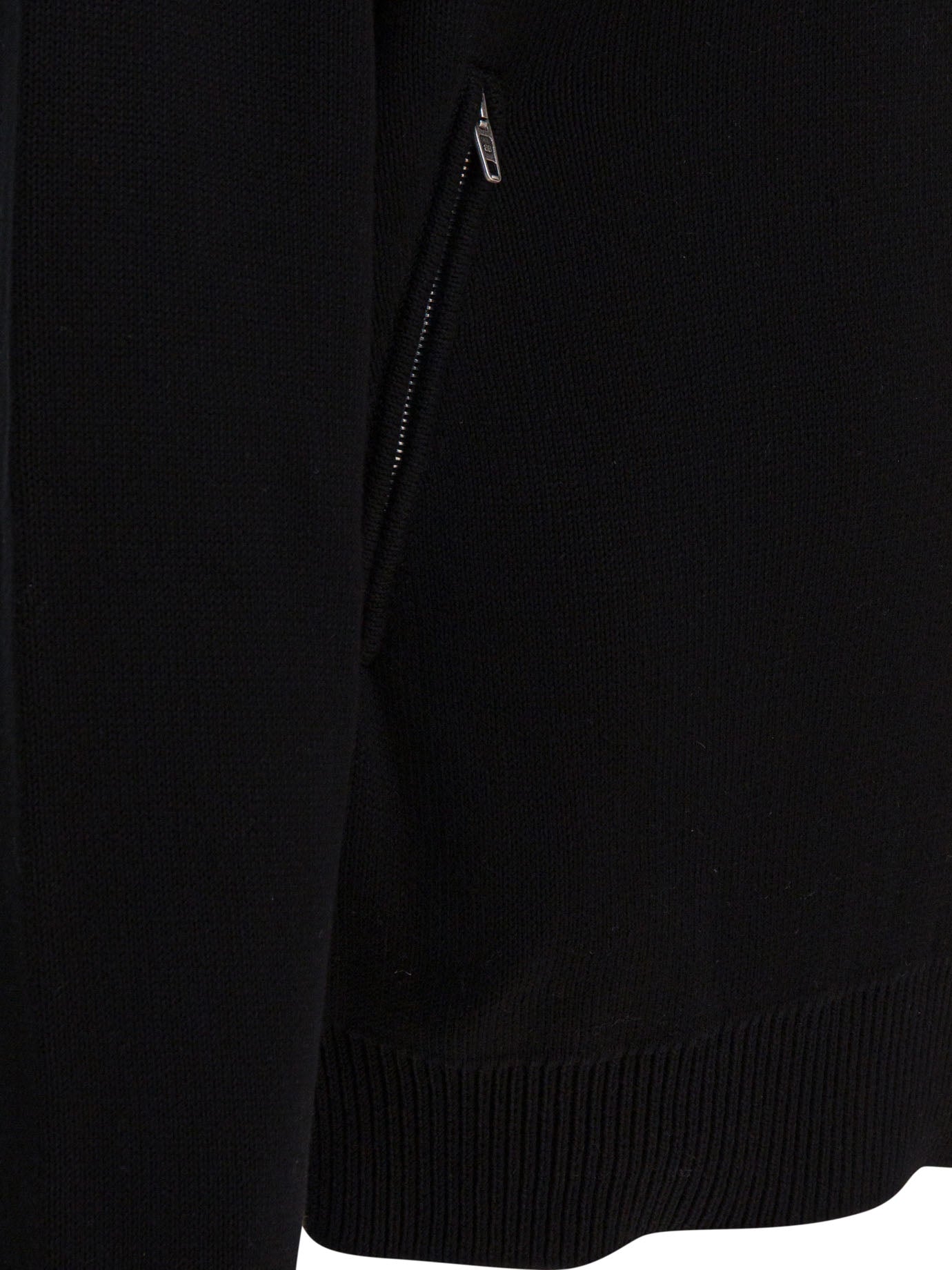 "Back-to-Front" Sweater Knitwear